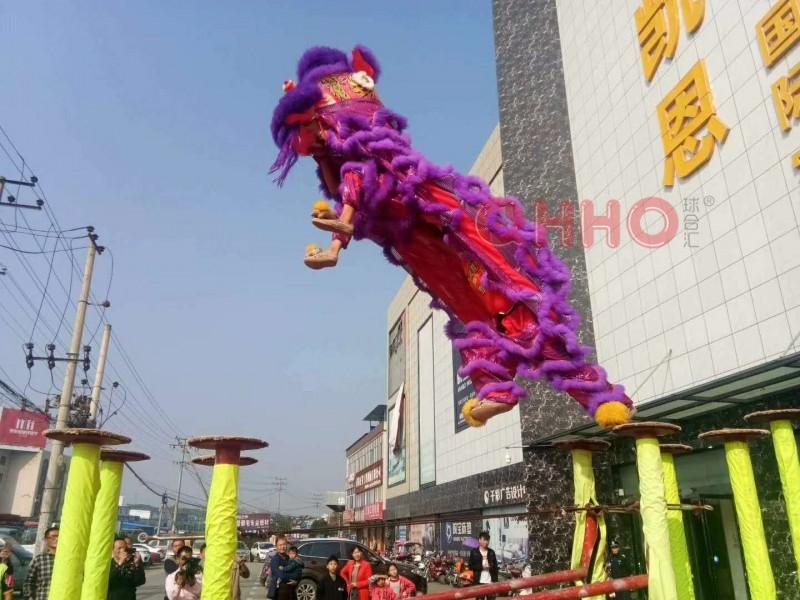 成都舞狮庆典  ​舞龙舞狮的中国民俗风